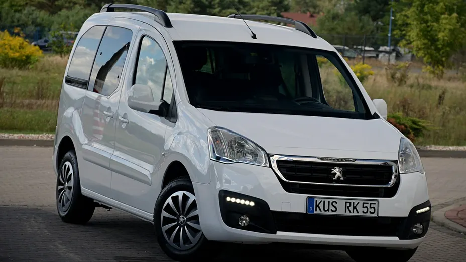 PEUGEOT Partner -