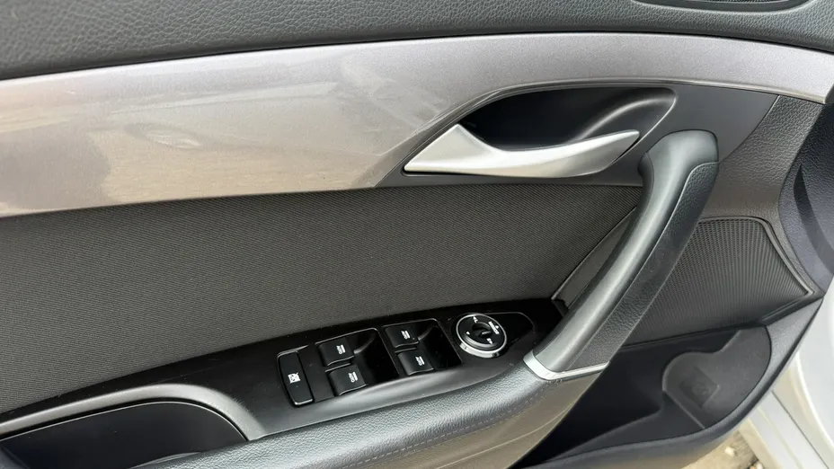 HYUNDAI i40 -