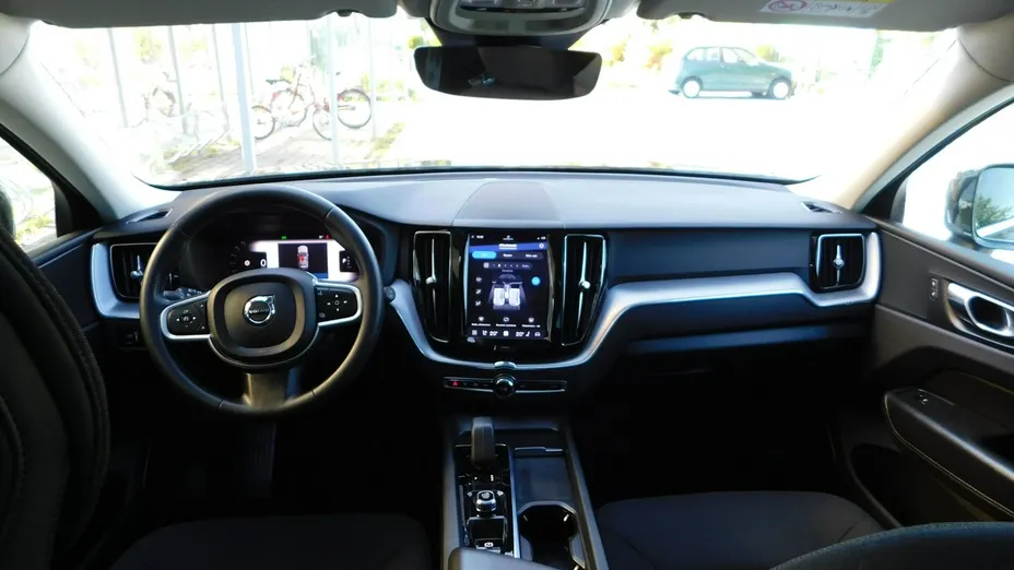 VOLVO XC60 -