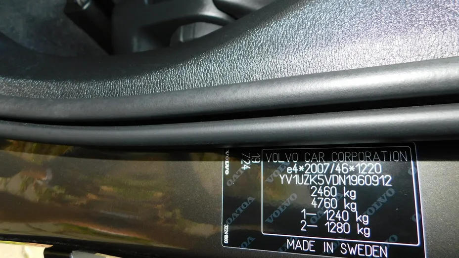 VOLVO XC60 -
