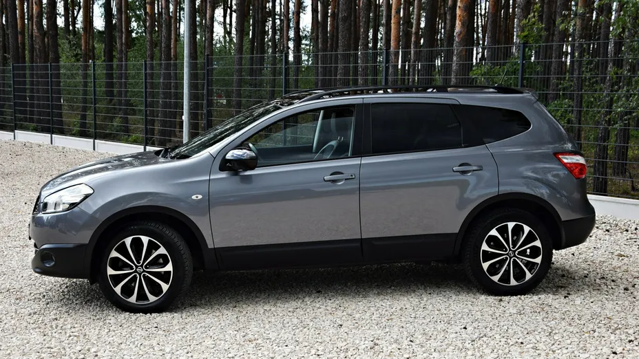 NISSAN Qashqai+2 -