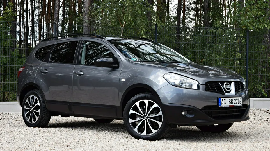 NISSAN Qashqai+2 -