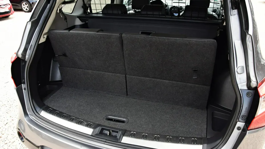 NISSAN Qashqai+2 -