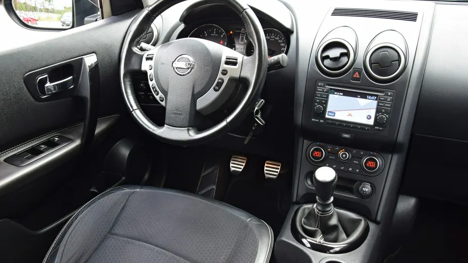 NISSAN Qashqai+2 -