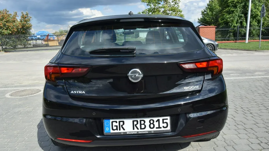 OPEL Astra -