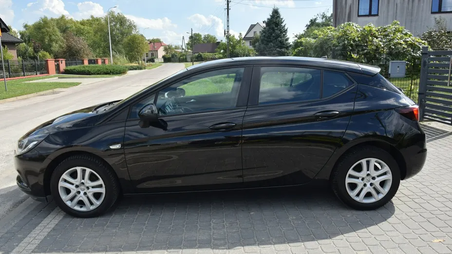 OPEL Astra -