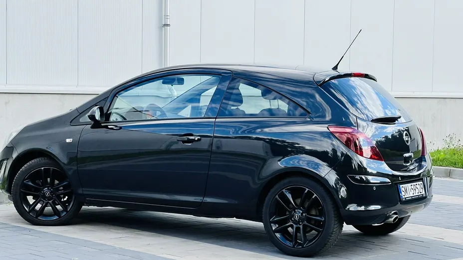 OPEL Corsa -