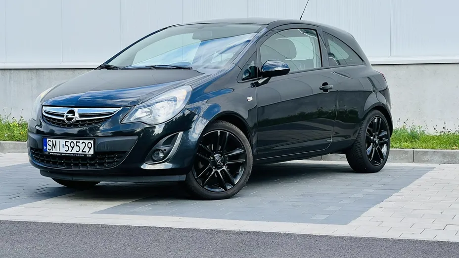 OPEL Corsa -