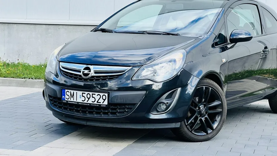 OPEL Corsa -