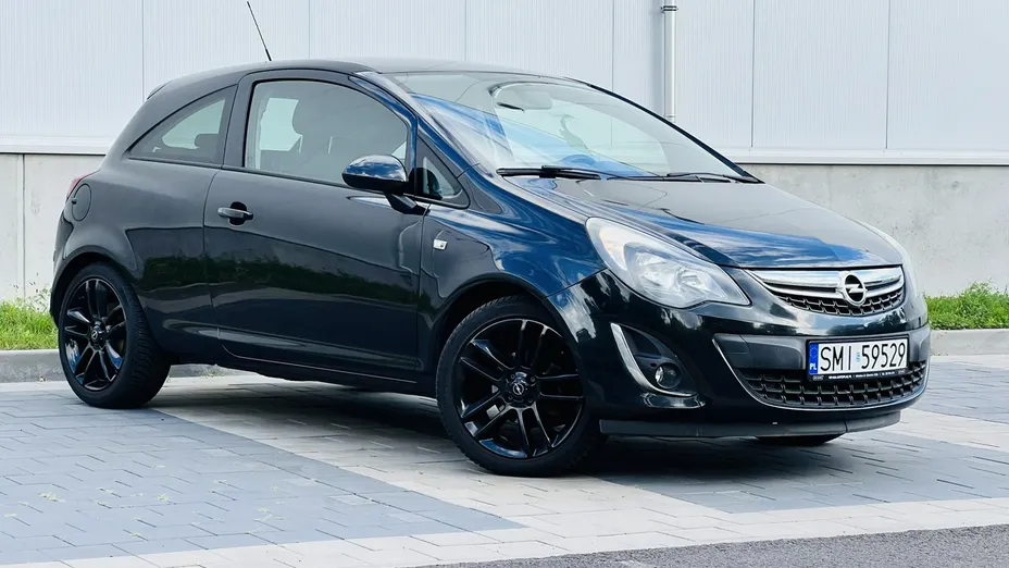 OPEL Corsa -
