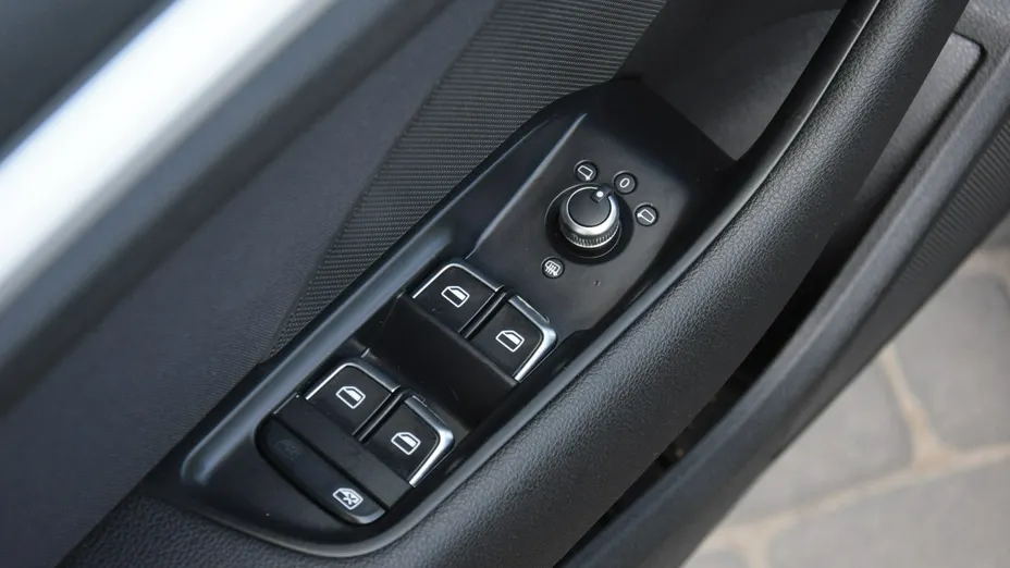 AUDI A3 Limousine -