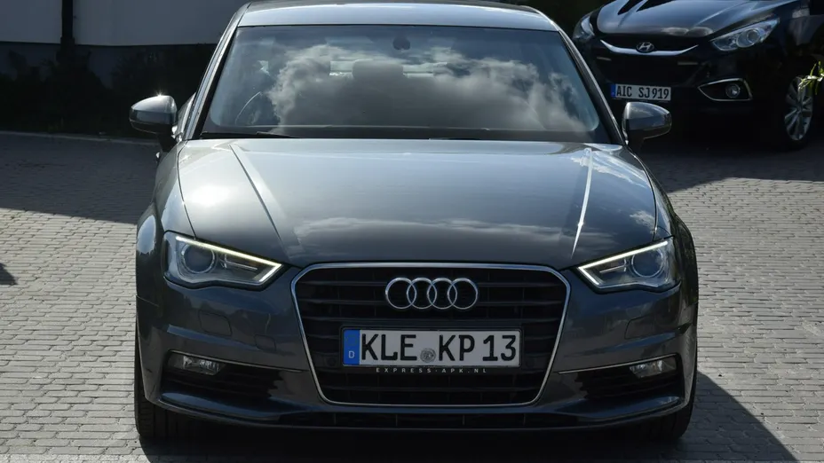 AUDI A3 Limousine -
