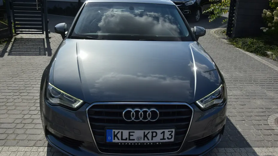 AUDI A3 Limousine -