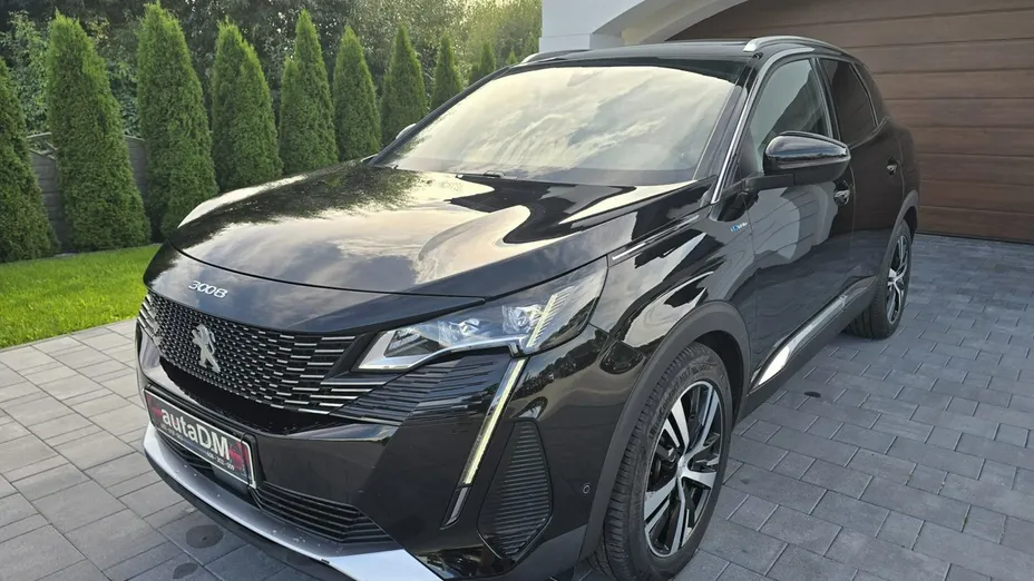 PEUGEOT 3008 -