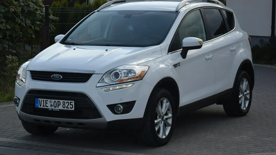 FORD Kuga -