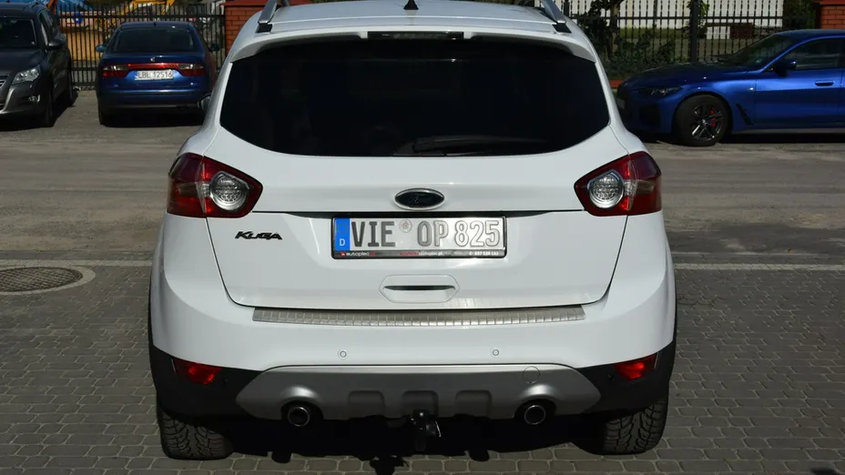 FORD Kuga -