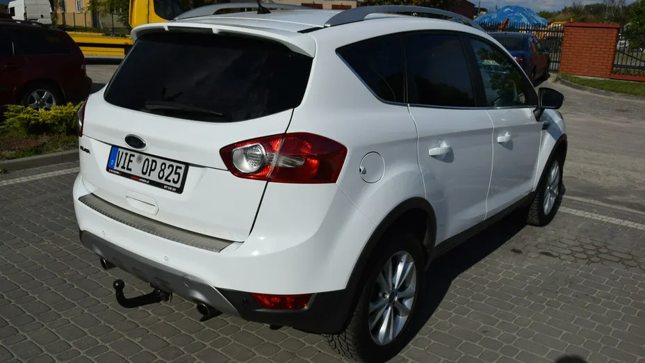 FORD Kuga -