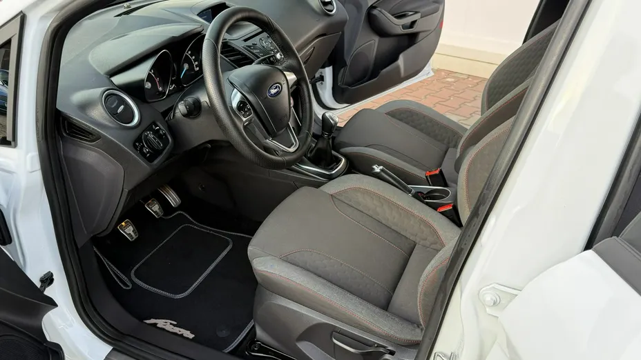 FORD Fiesta -