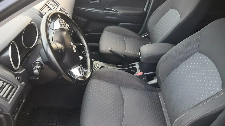 MITSUBISHI ASX -