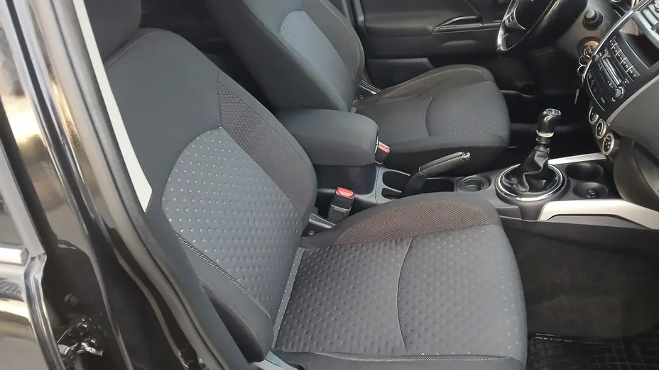 MITSUBISHI ASX -