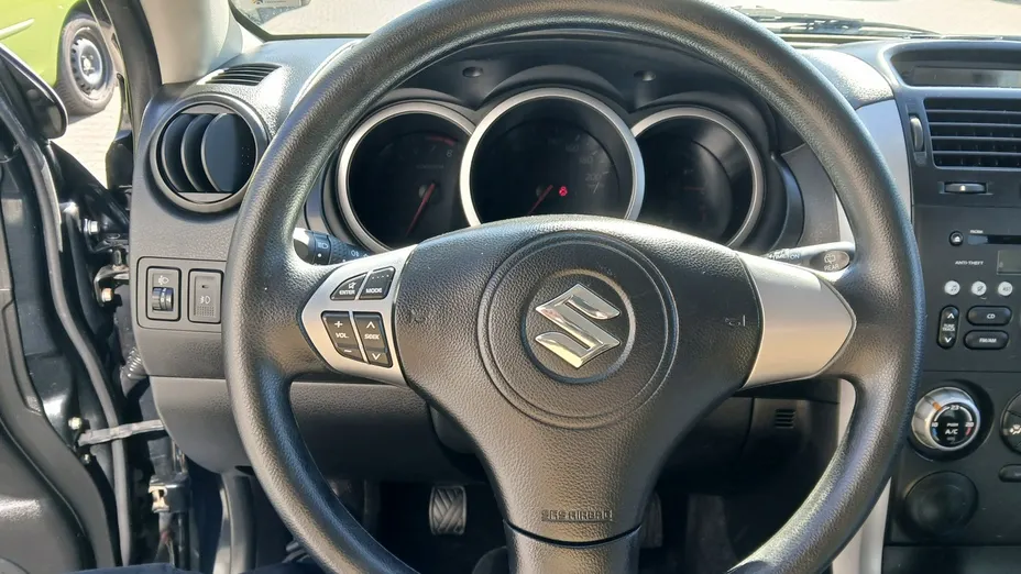 SUZUKI Grand Vitara -