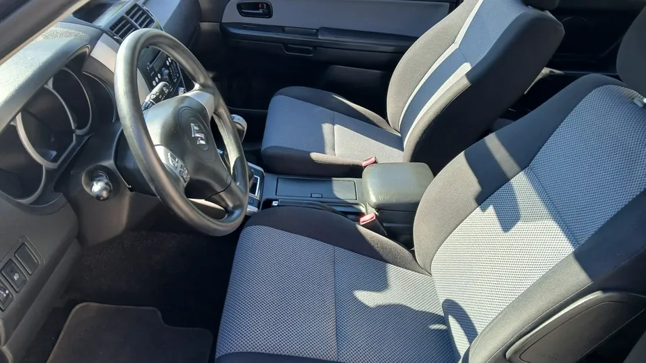 SUZUKI Grand Vitara -