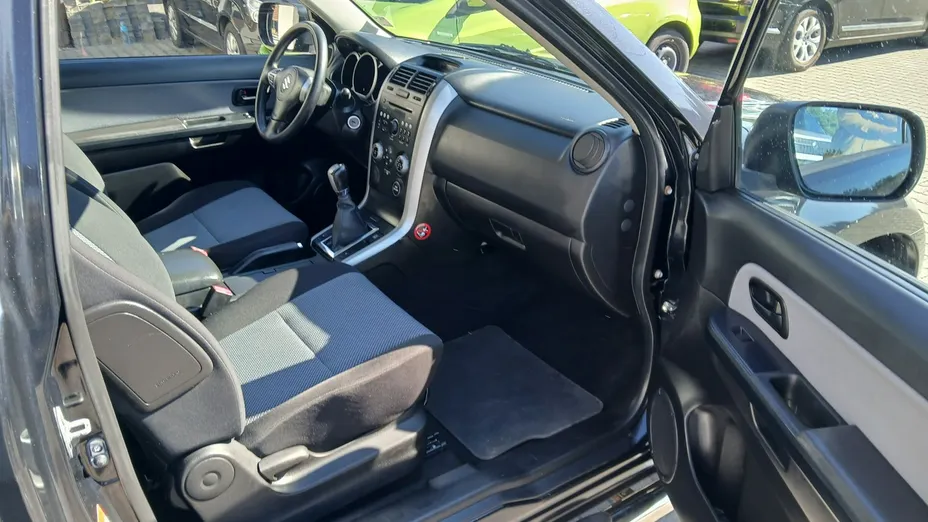 SUZUKI Grand Vitara -