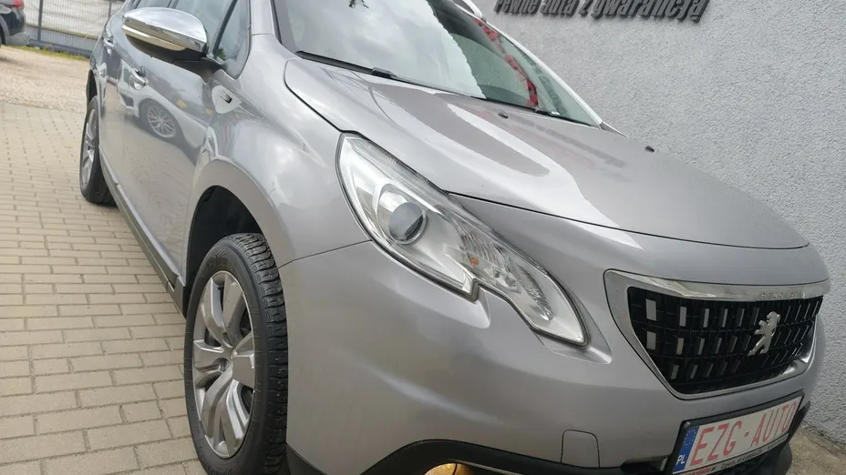 PEUGEOT 2008 -
