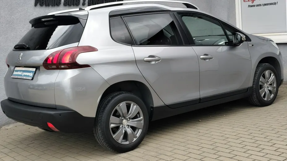 PEUGEOT 2008 -
