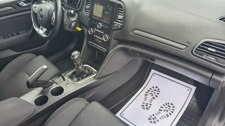 RENAULT Megane -