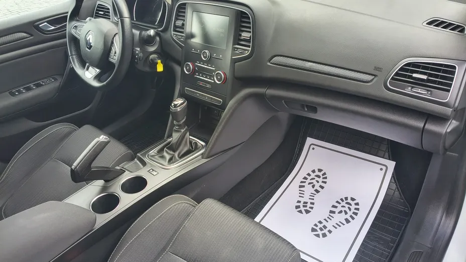 RENAULT Megane -