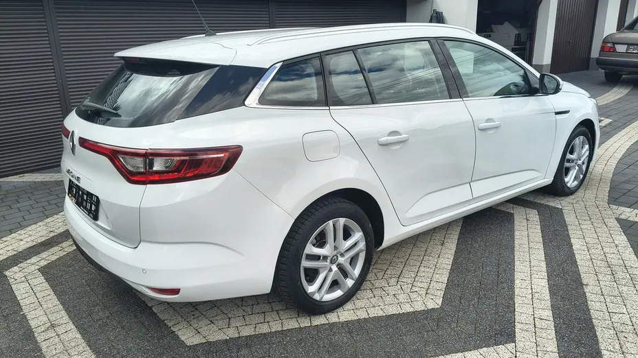 RENAULT Megane -