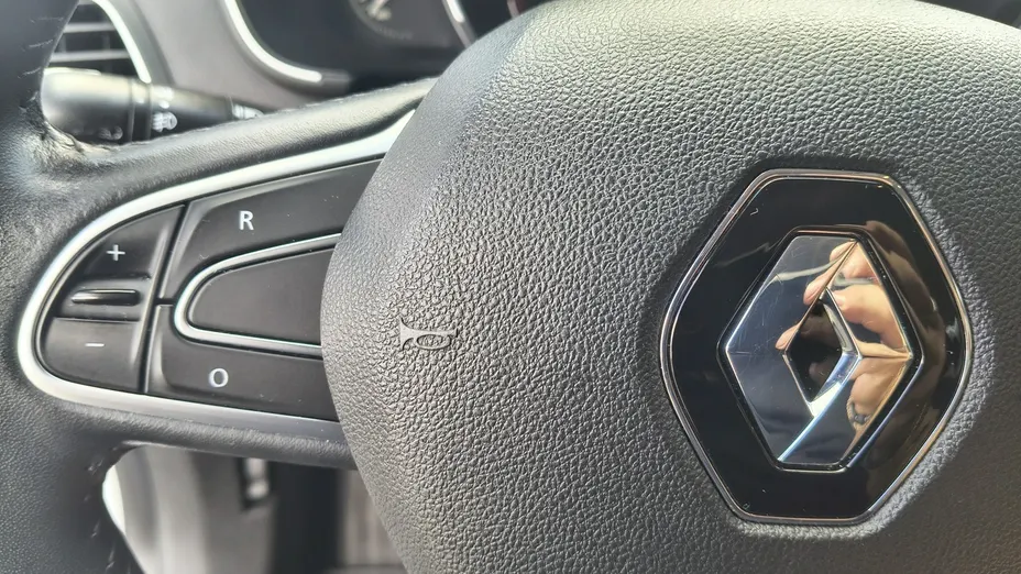 RENAULT Megane -