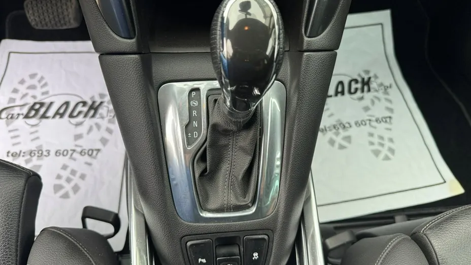 OPEL Zafira -
