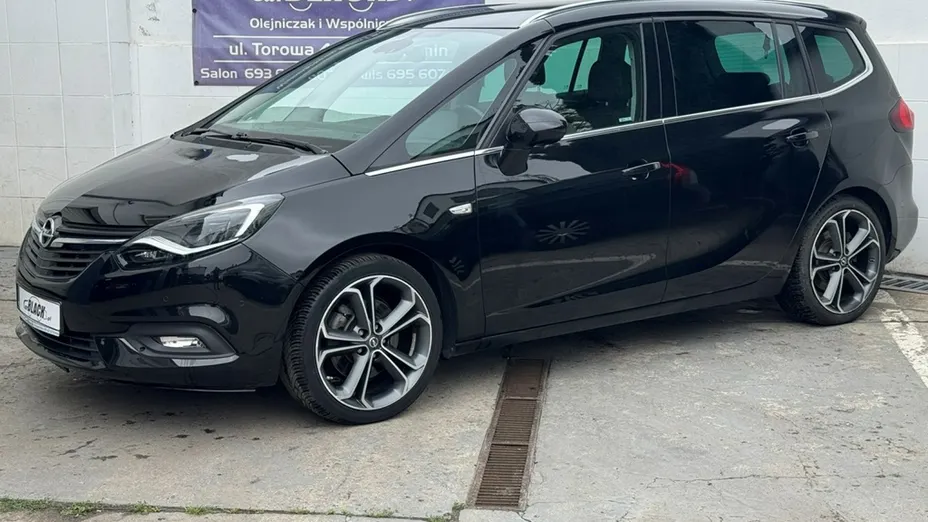 OPEL Zafira -