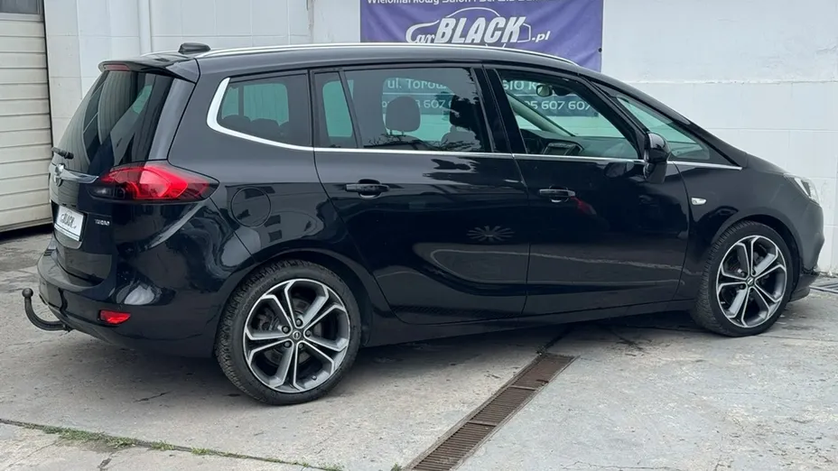 OPEL Zafira -