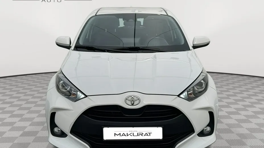 TOYOTA Yaris -