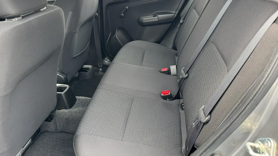 SUZUKI Swift -
