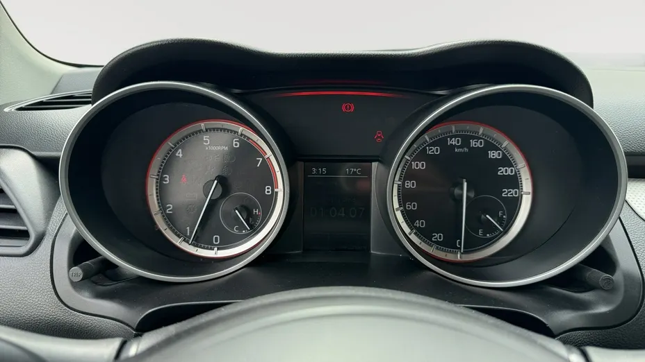 SUZUKI Swift -