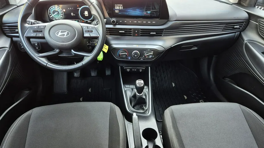 HYUNDAI i20 -