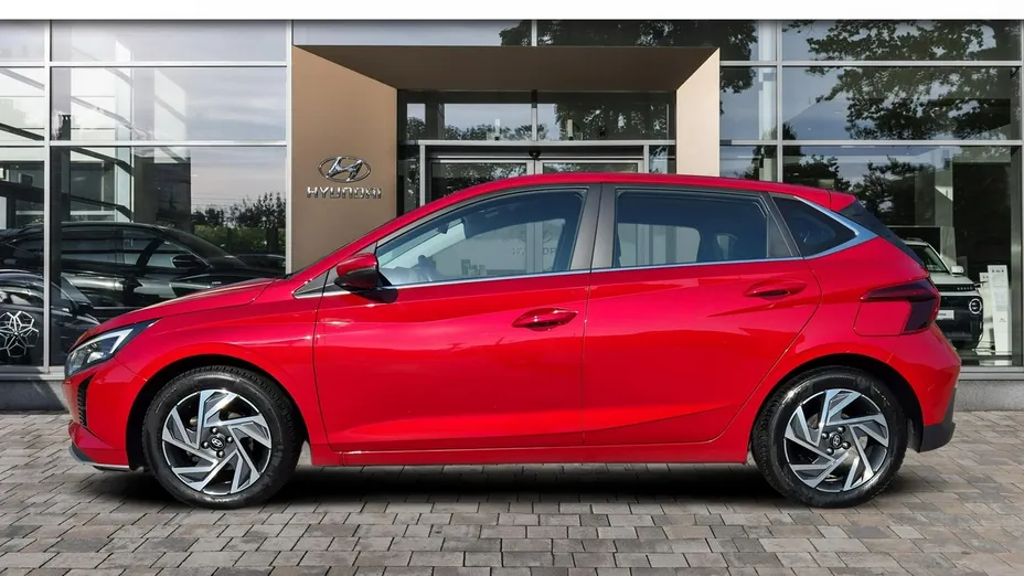 HYUNDAI i20 -