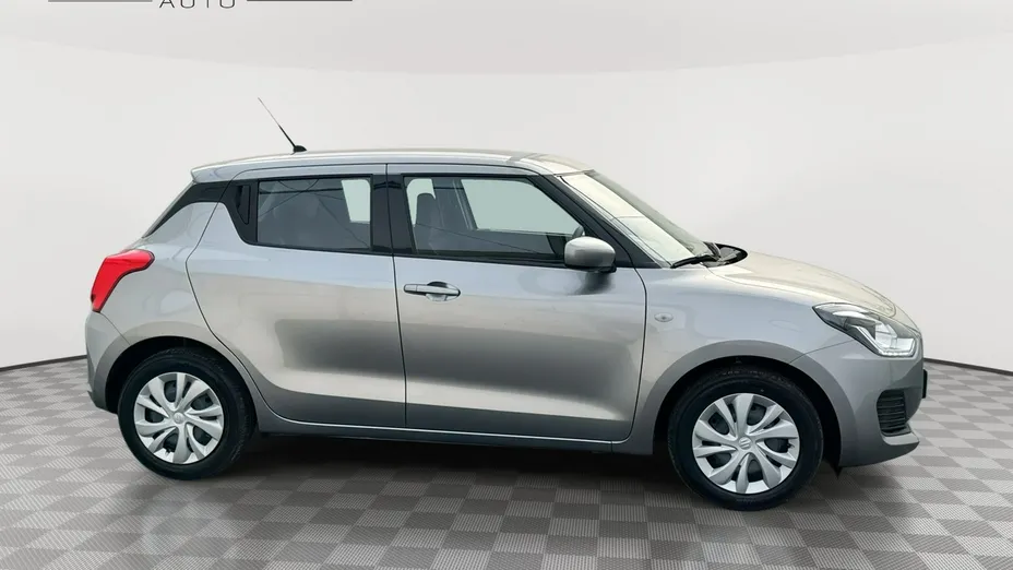 SUZUKI Swift -