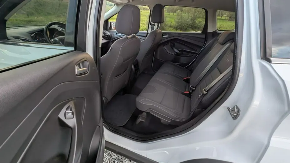 FORD Kuga -