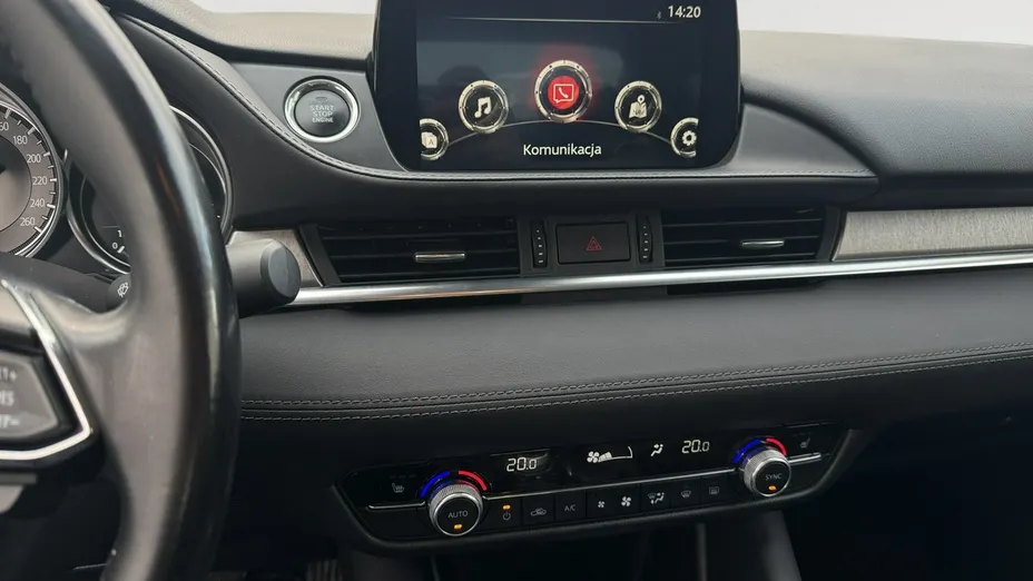MAZDA 6 -