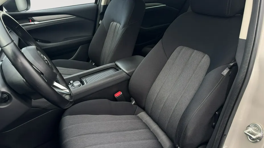 MAZDA 6 -