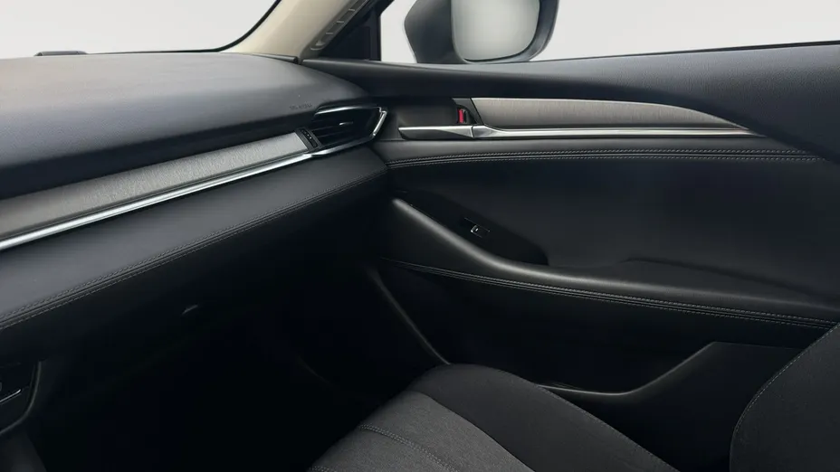 MAZDA 6 -