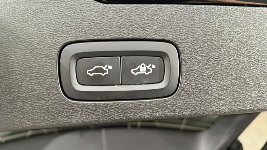 VOLVO V60 -