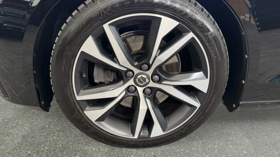 VOLVO V60 -