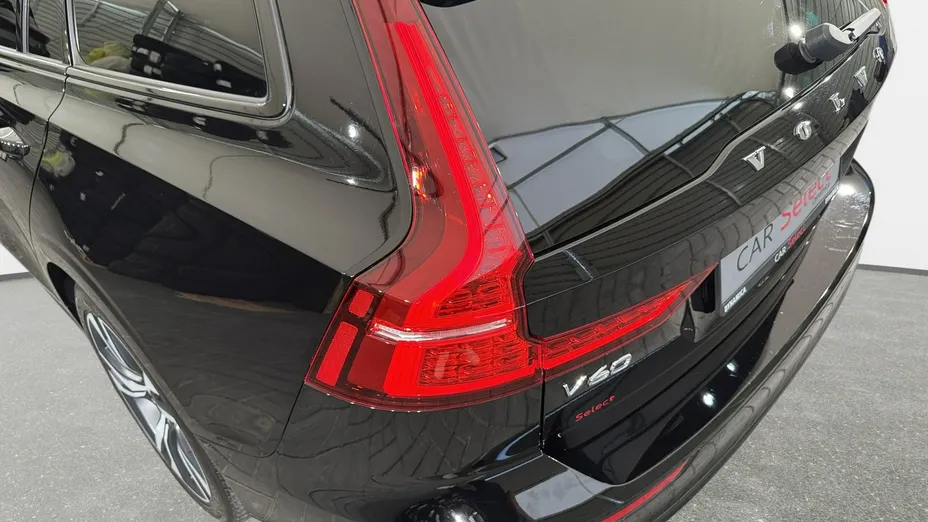 VOLVO V60 -