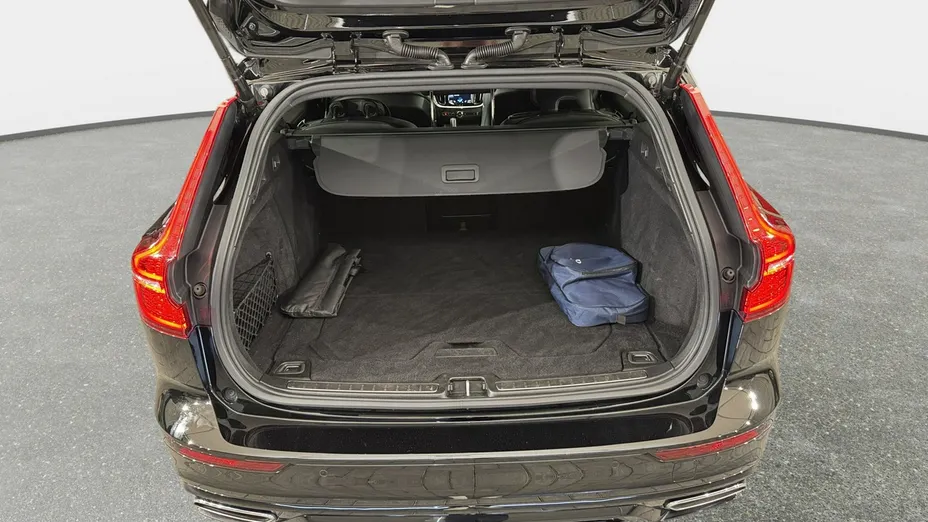 VOLVO V60 -